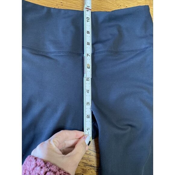 𝅺ZYIA Black High Waisted Crop Leggings Size 4 casual workout comfort running - Picture 6 of 7